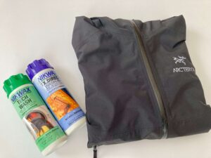 NIKWAX　アークテリクスのシェルジャケット