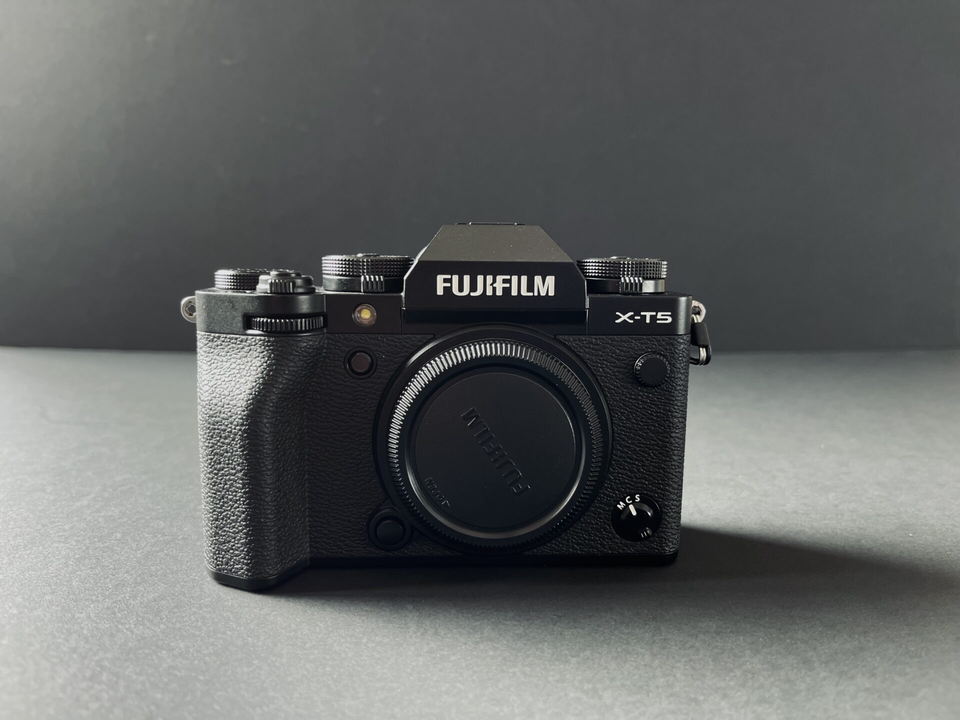 FUJIFILM X-T5