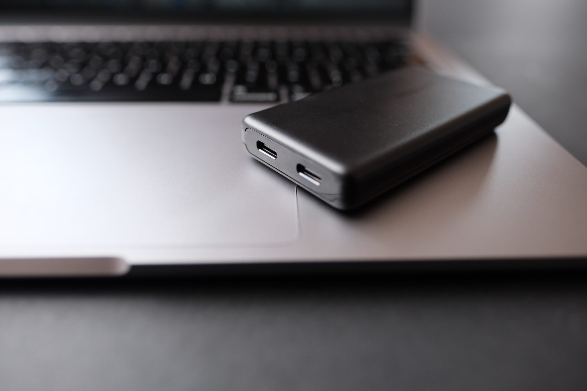 MATECH(マテック) Sonicharge Ultra Blade 70WのUSB-Cポート